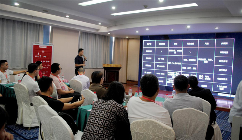 “品牌正年轻,千店计划”固诺家居2019年事业合伙人缔约峰会圆满成功!